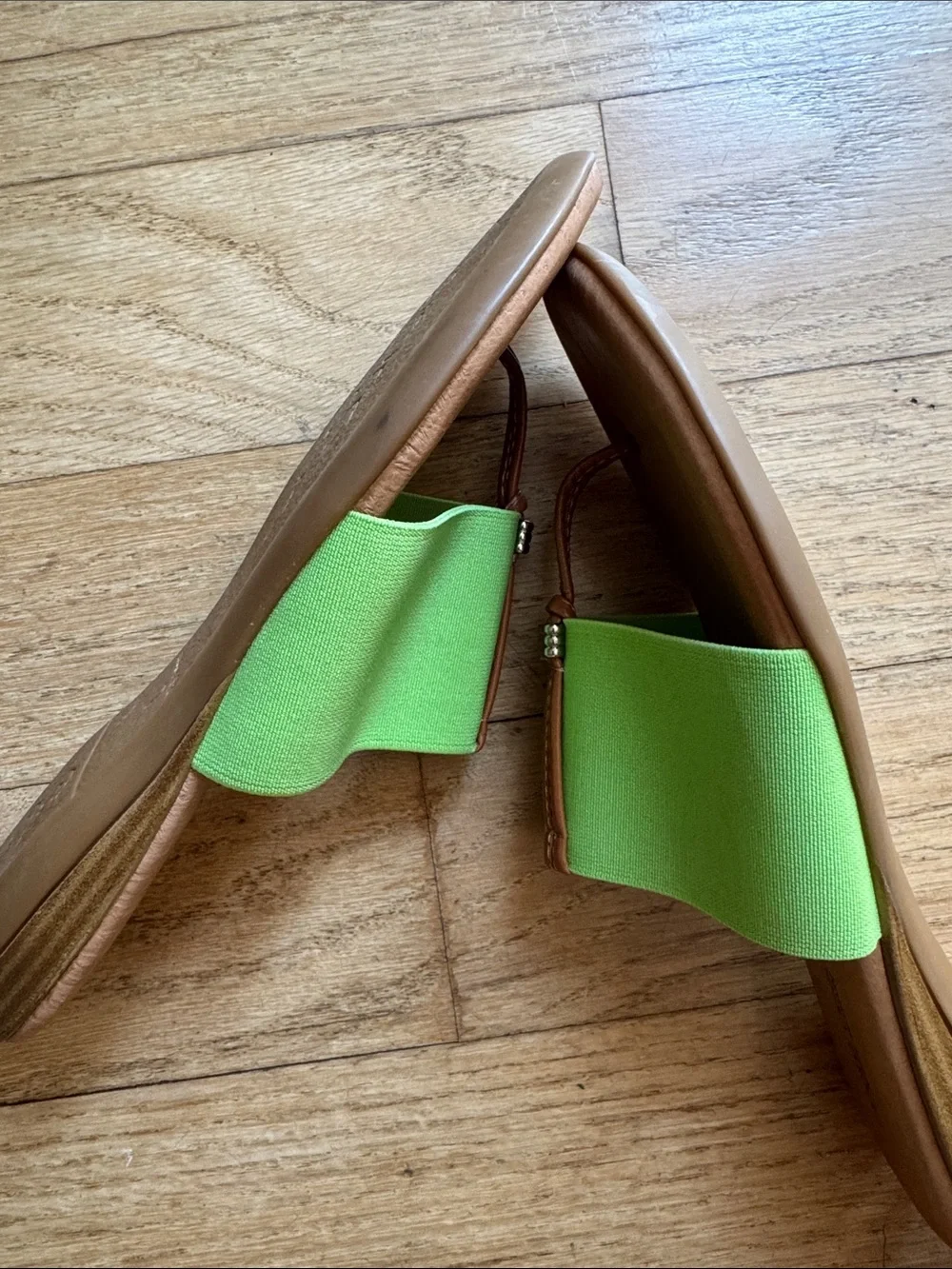 Andre Assous Nice Style Lime Green Slide Sandal, size 7